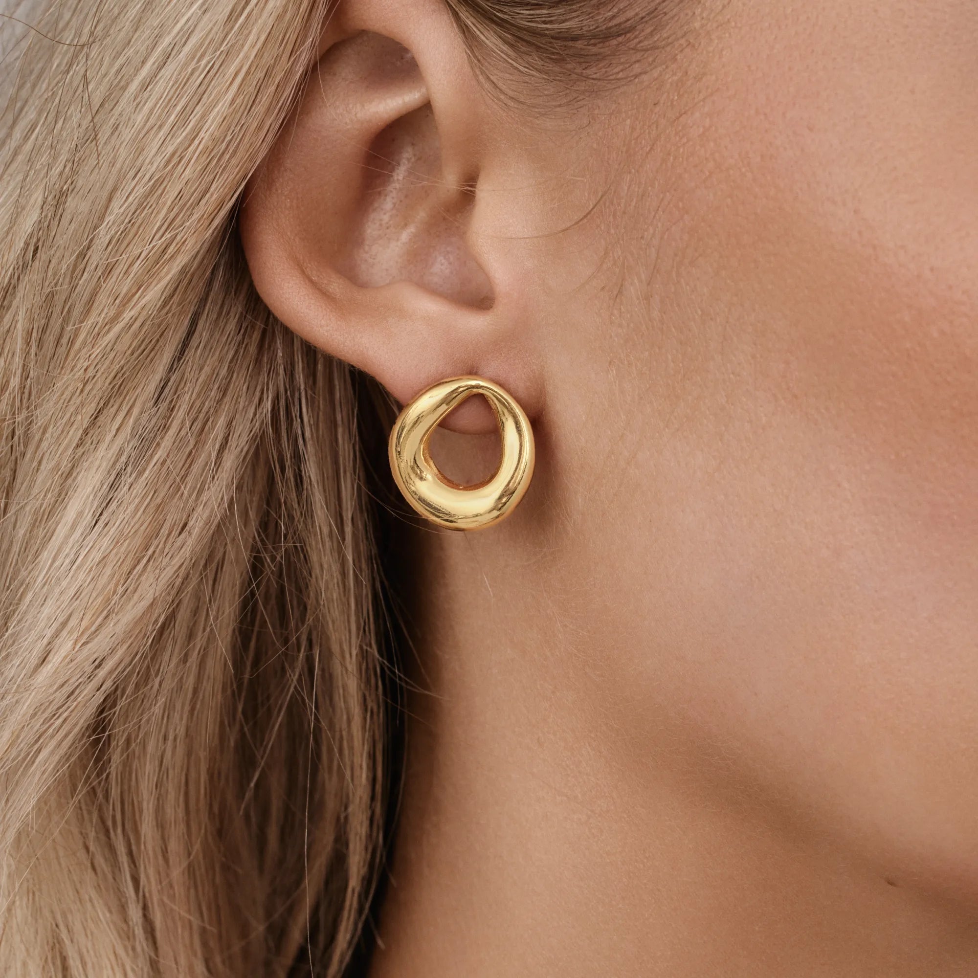 Celene_Loop_Earrings_3.jpg