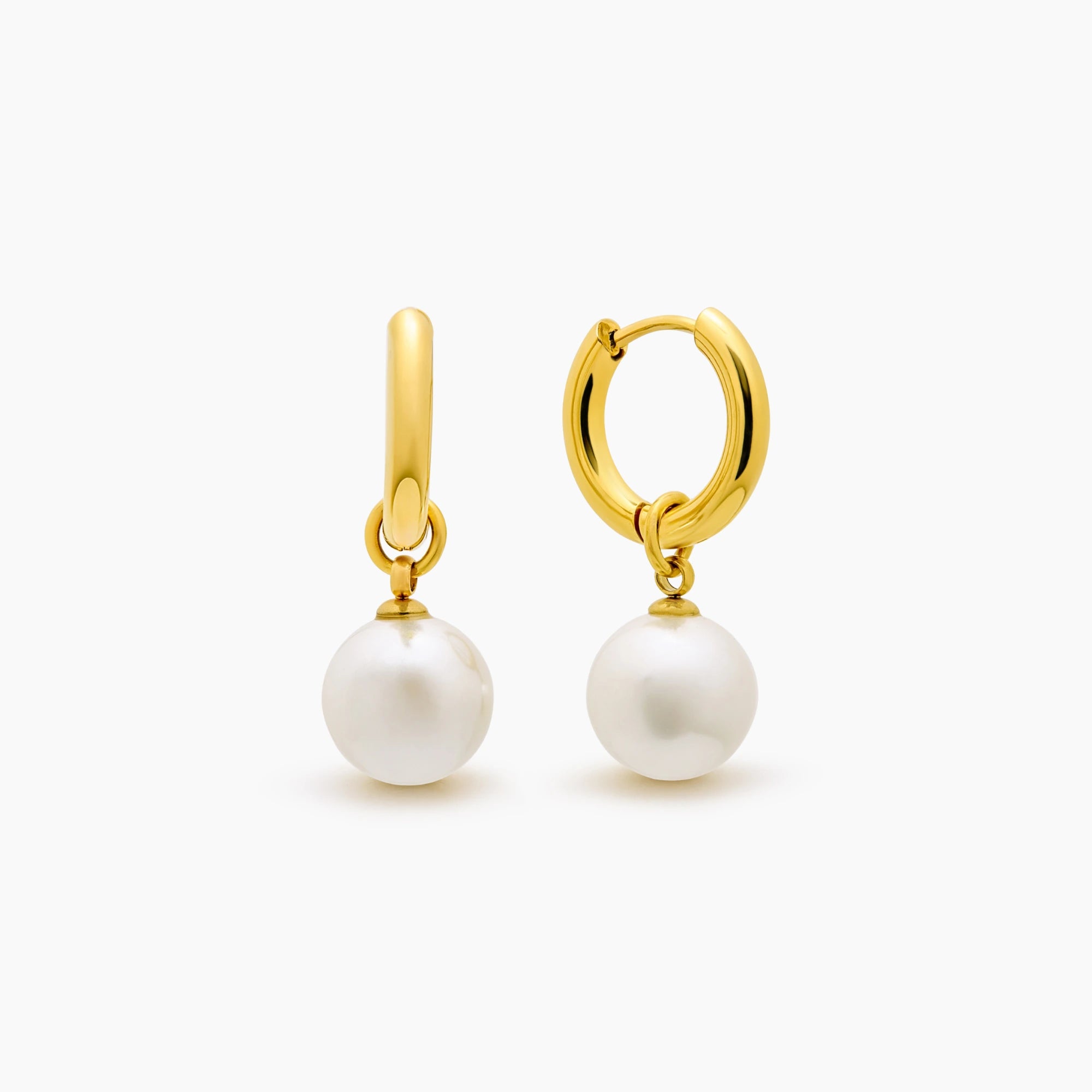 Chunky_Gold_EArring_1-3_copy.jpg