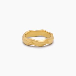 Wave Twist Ring