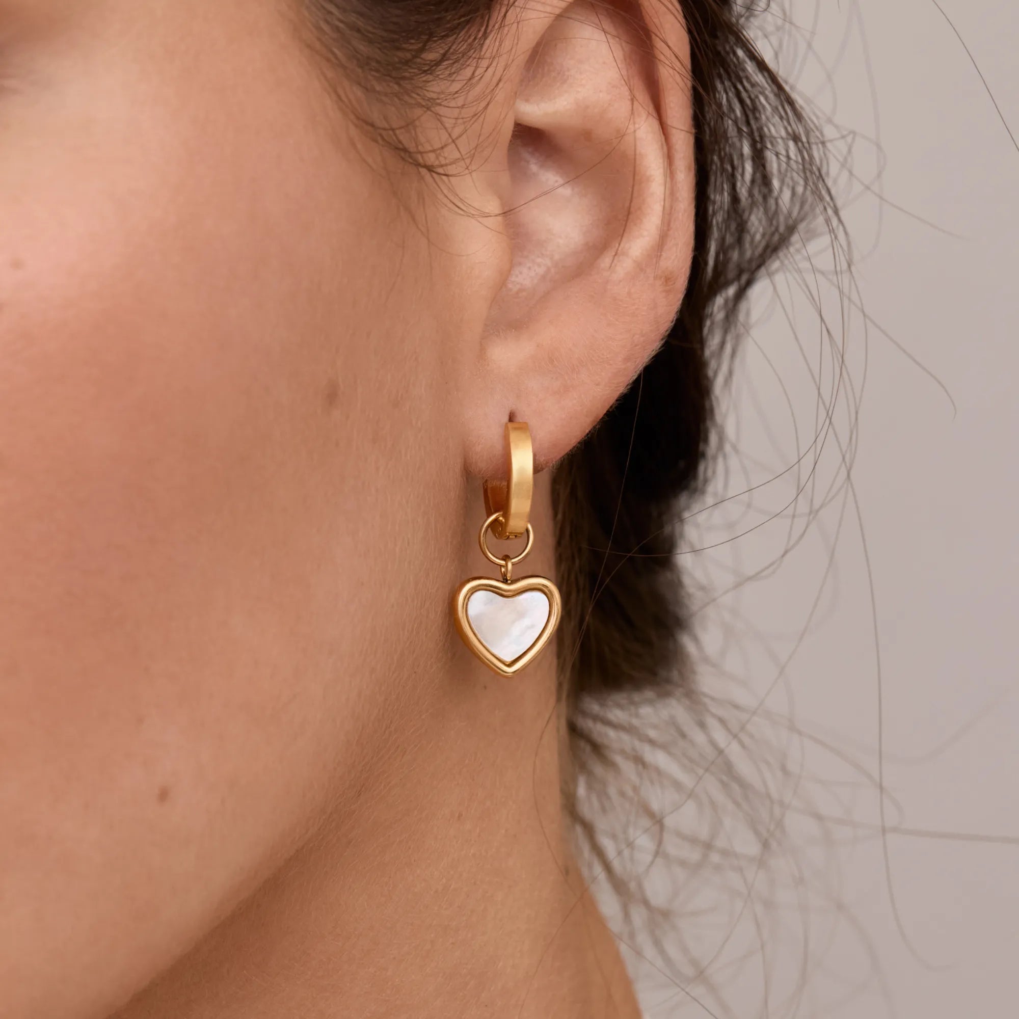 dainty_drop_earrings_57.jpg