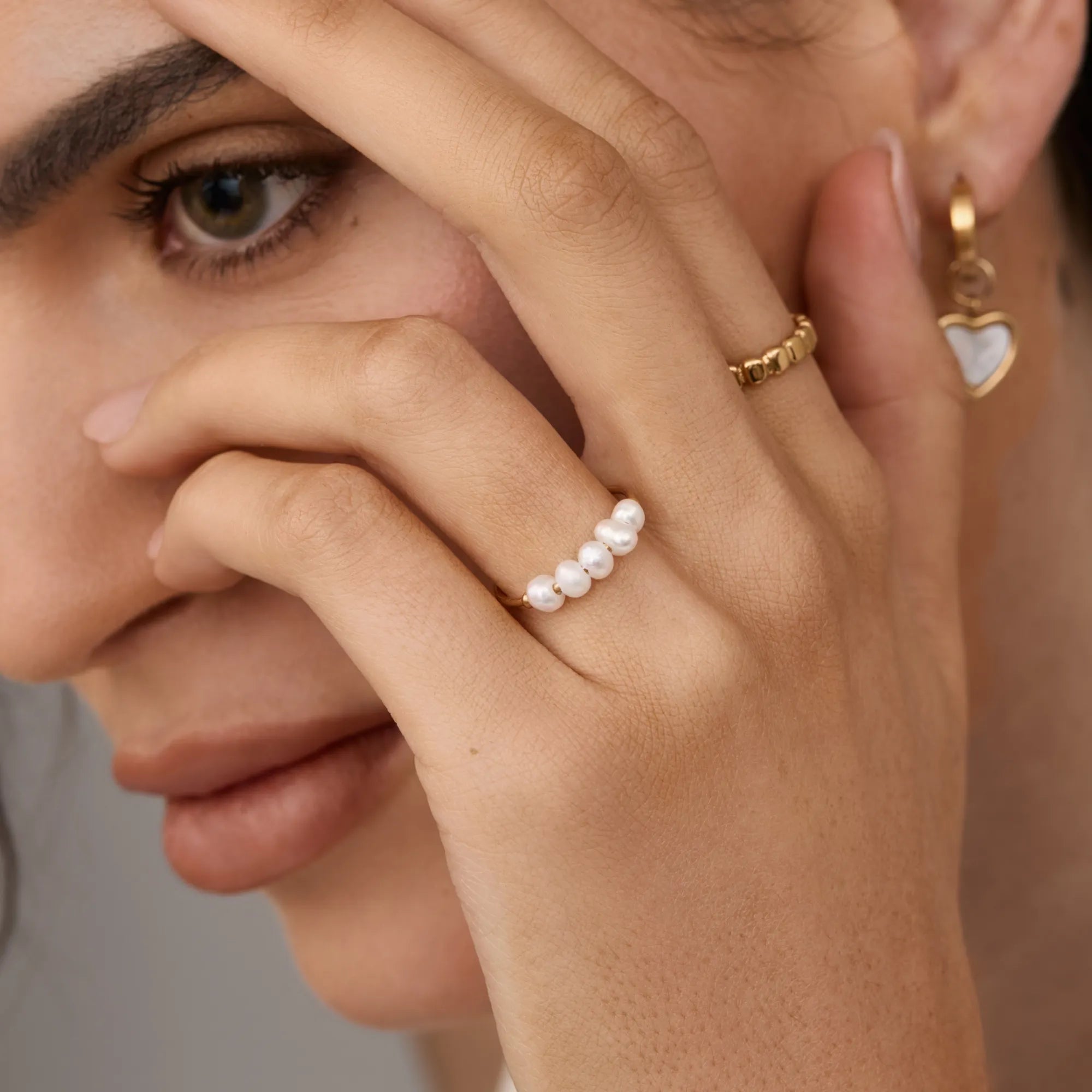 dainty_drop_earrings_60.jpg