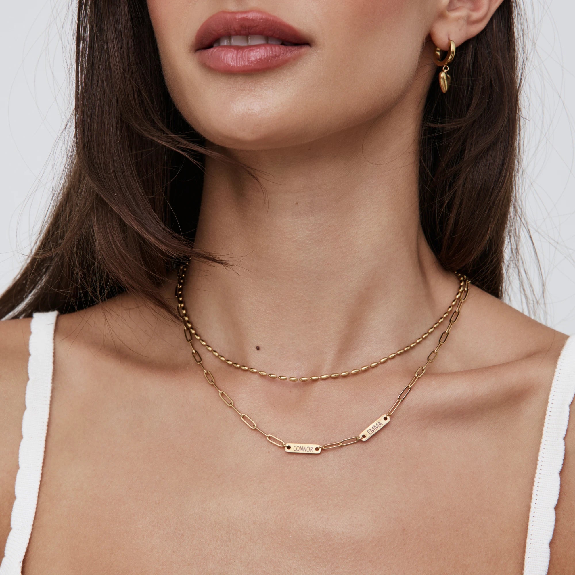 paperclip-duo-name-necklace-model-5.jpg