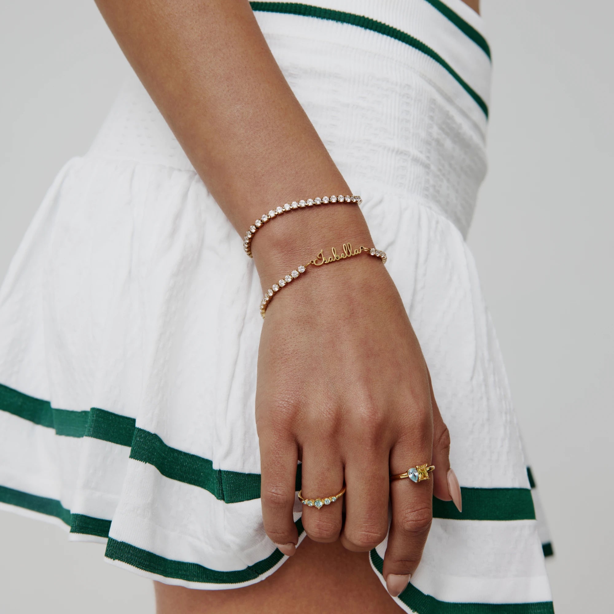 signature-tennis-name-bracelet-model-4.jpg